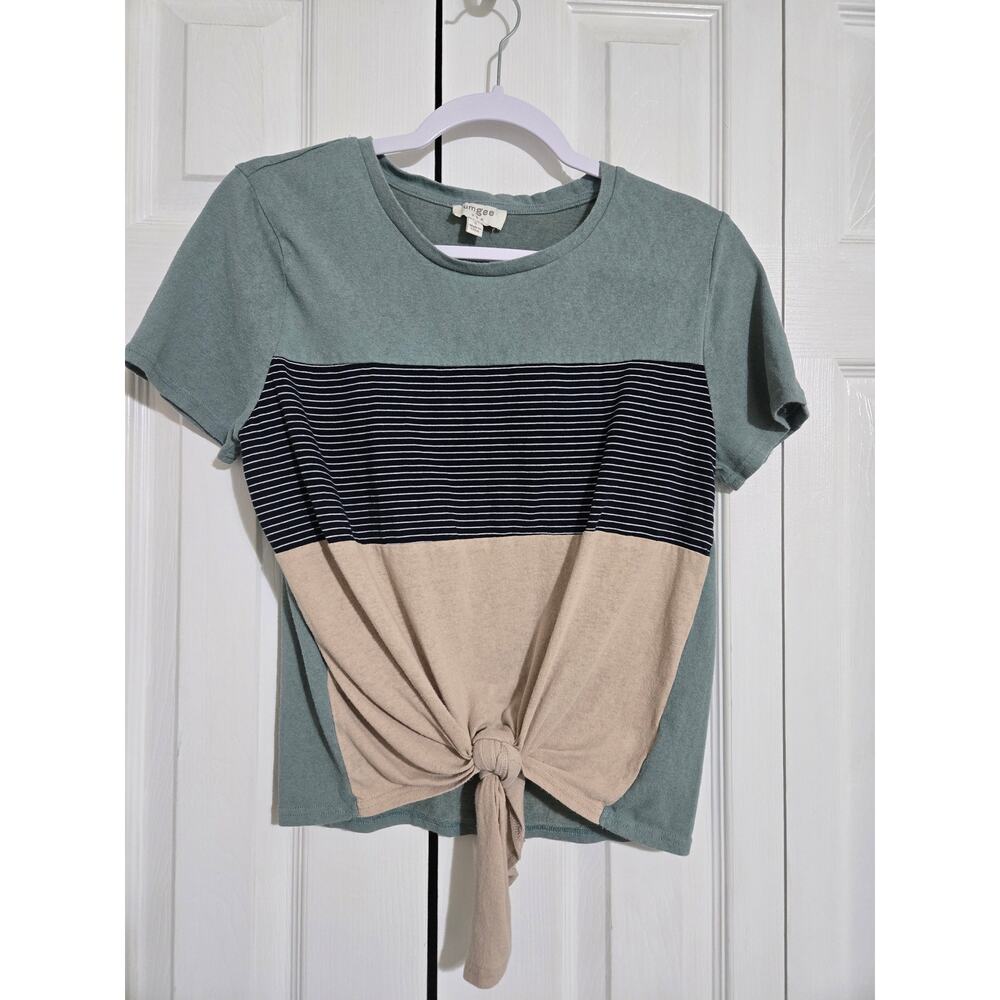 Umgee small women's knotted front striped tshirt